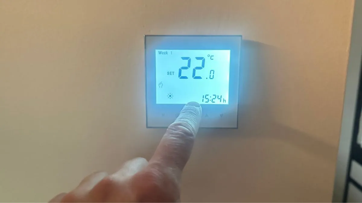 Náklady za energie v bytě vs. v domě